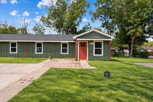 Building Photo - 3903 Orlando Ct