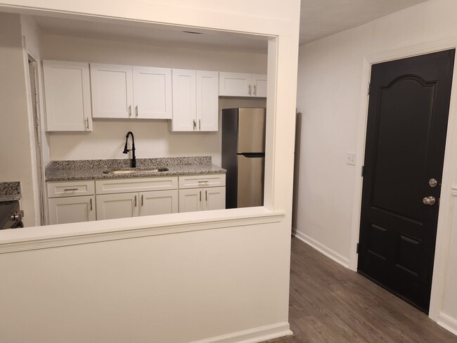 Foto del edificio - FOR RENT - PORTSMOUTH