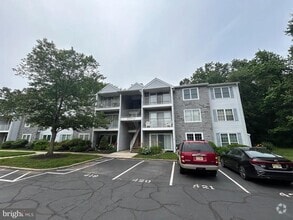 Building Photo - 3 Hemlock Ct