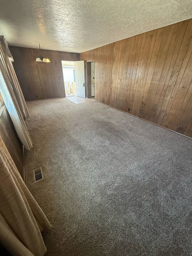 Foto del edificio - Main Level Living