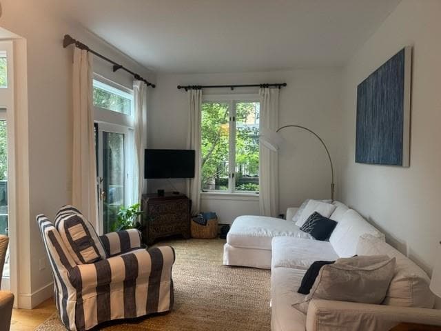 Building Photo - 158 Narragansett Avenue UNIT 1-C C