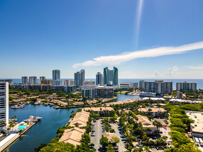 Building Photo - Ocean Reef at Seawalk Pointe Apartments