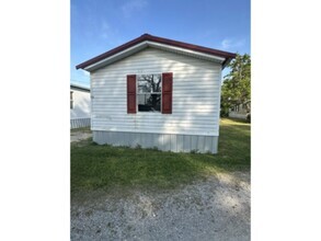 Building Photo - 5675-5675 Saufley Field Rd