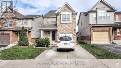 Building Photo - 370 Sauve Crescent