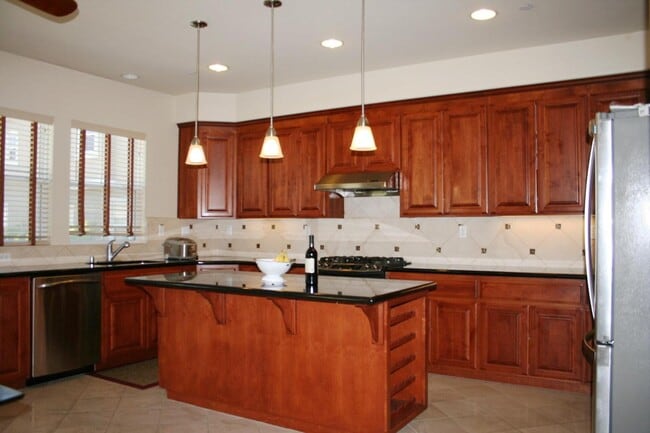 Building Photo - Beautiful Sunnyvale Townhouse!
