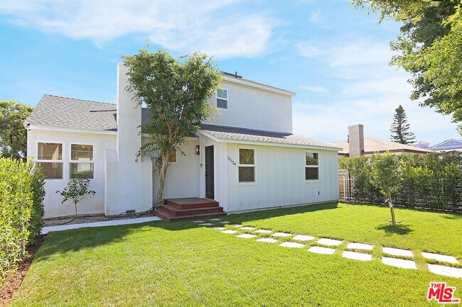 Building Photo - 12524 Woodbine St