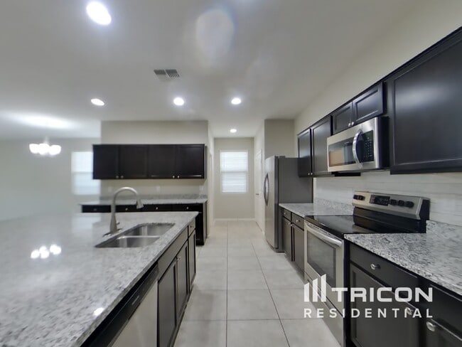 Foto del edificio - 10358 E Lupine Ln