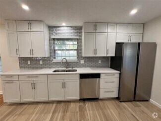Building Photo - 13434 Melcher Dr