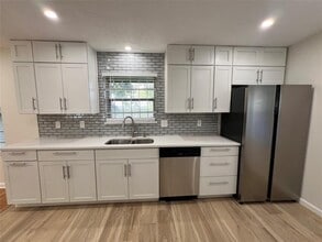 Building Photo - 13434 Melcher Dr