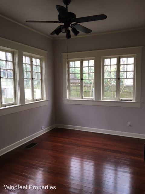 Foto del edificio - 7915 S Claiborne Ave