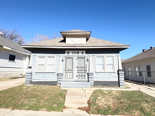 Building Photo - 1119 NW 9th St