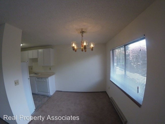 Building Photo - 527 Forsyth Ln