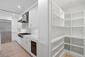 Building Photo - 1130 3rd Ave S