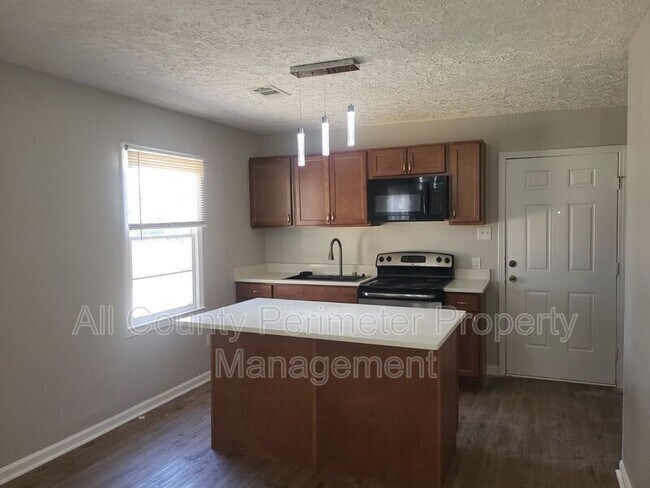 Foto del edificio - 5761 Deborah Dr