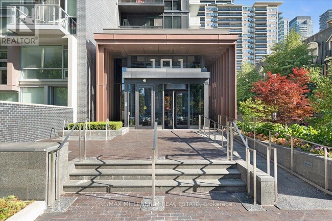 Building Photo - 101 Erskine Ave