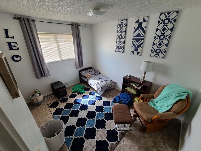 Foto del edificio - 2824/26 Shan Dr. Duplex