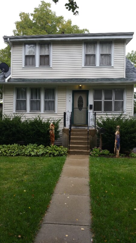 Primary Photo - 334 S Wisconsin Ave