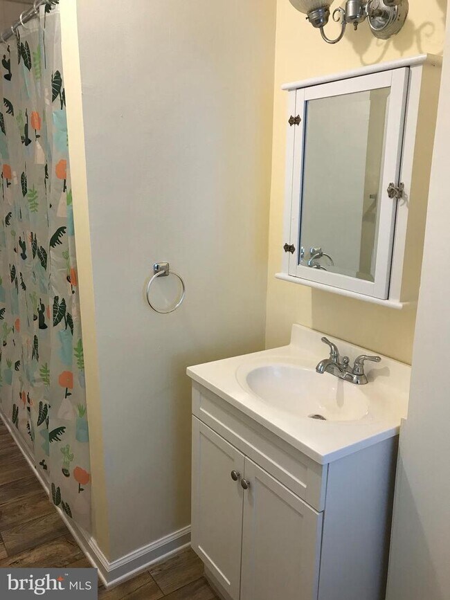 Foto del edificio - 18 Haddon Ave