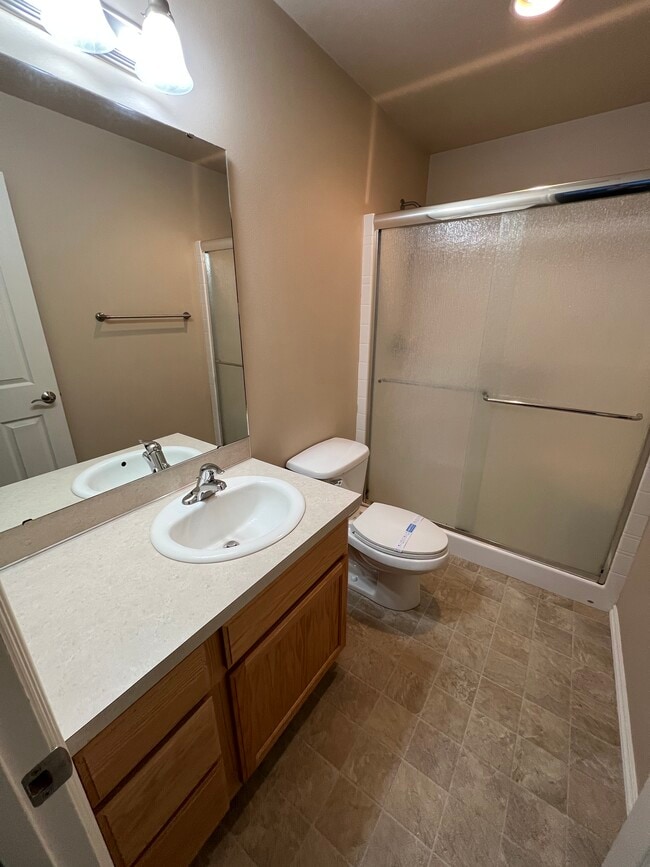 Building Photo - 1002 S 89th Ave