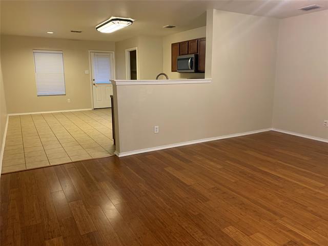 Foto del edificio - 12820 Kingsgate Dr