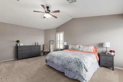 Foto del edificio - 4993 E Cherry Hills Dr