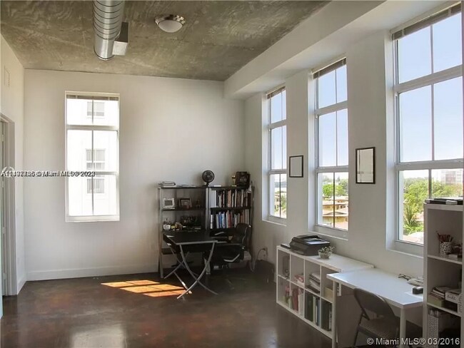 Foto del edificio - 1789 NE Miami Gardens Dr