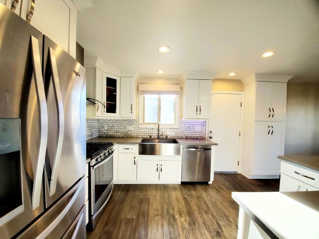 Foto del edificio - Stunning home in san mateo