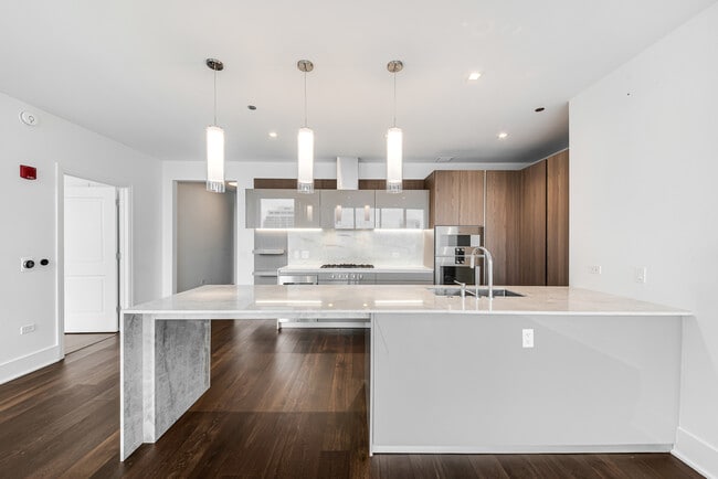 Building Photo - 363 E Wacker Dr