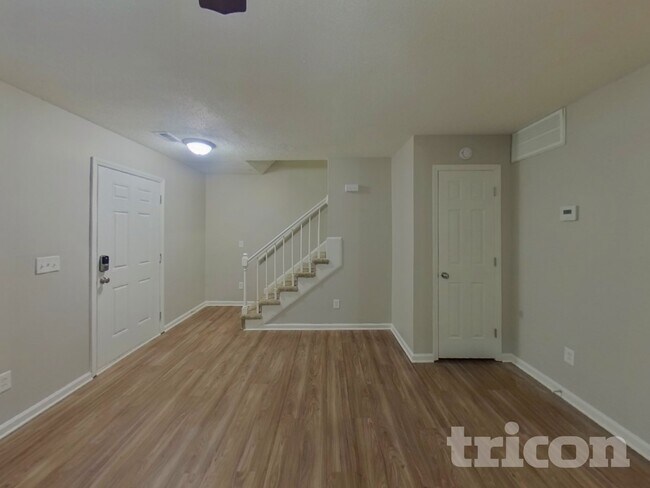 Foto del edificio - 9320 Amy Dr