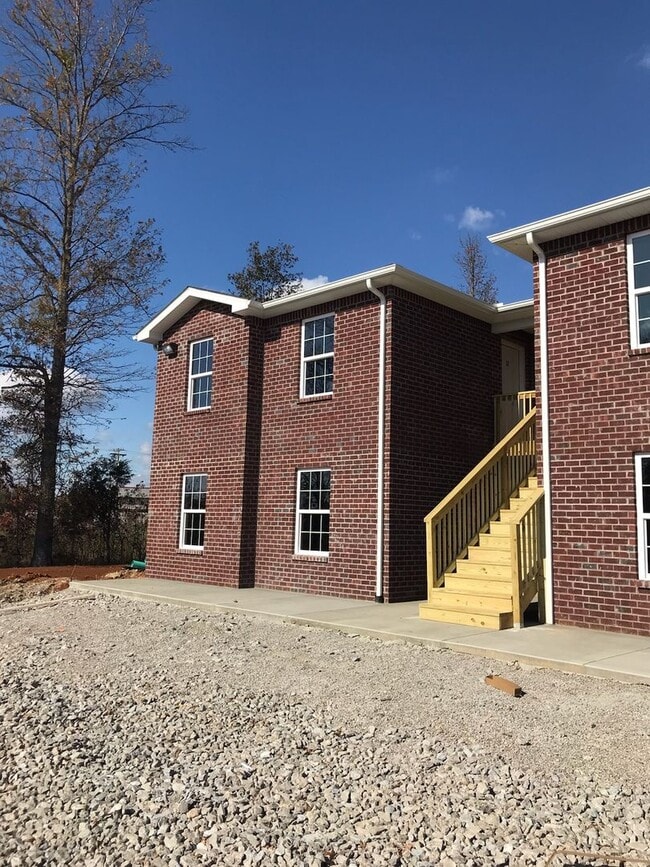 Building Photo - Shannon Lane