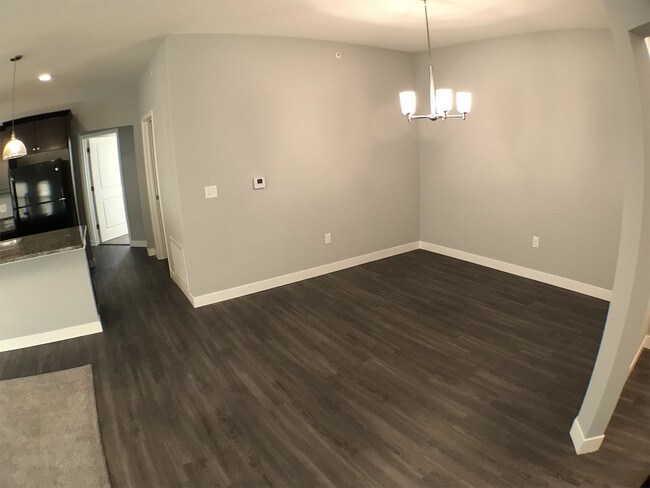 Foto del edificio - 1611 McCleary Ln
