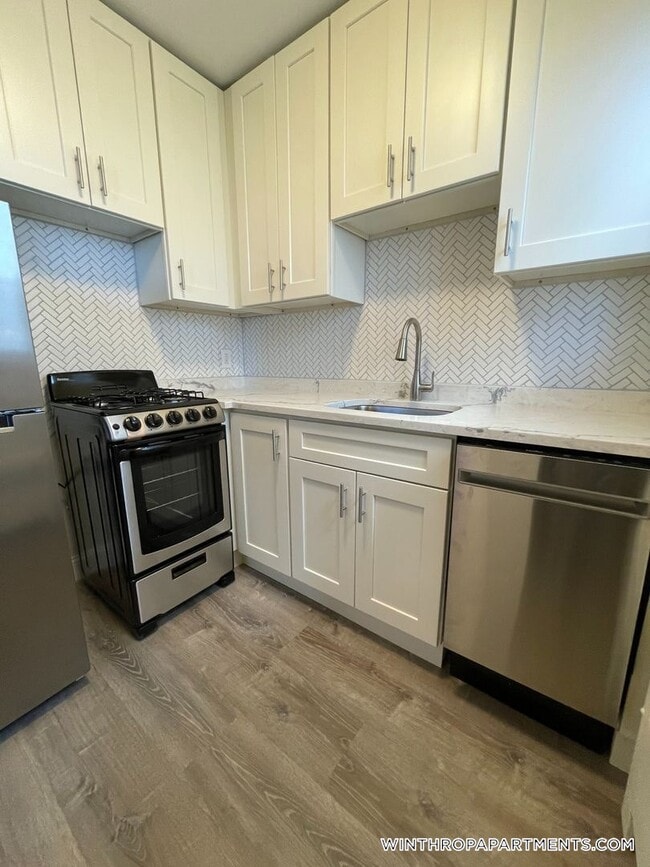 Foto del edificio - 90 Winthrop Shore Dr