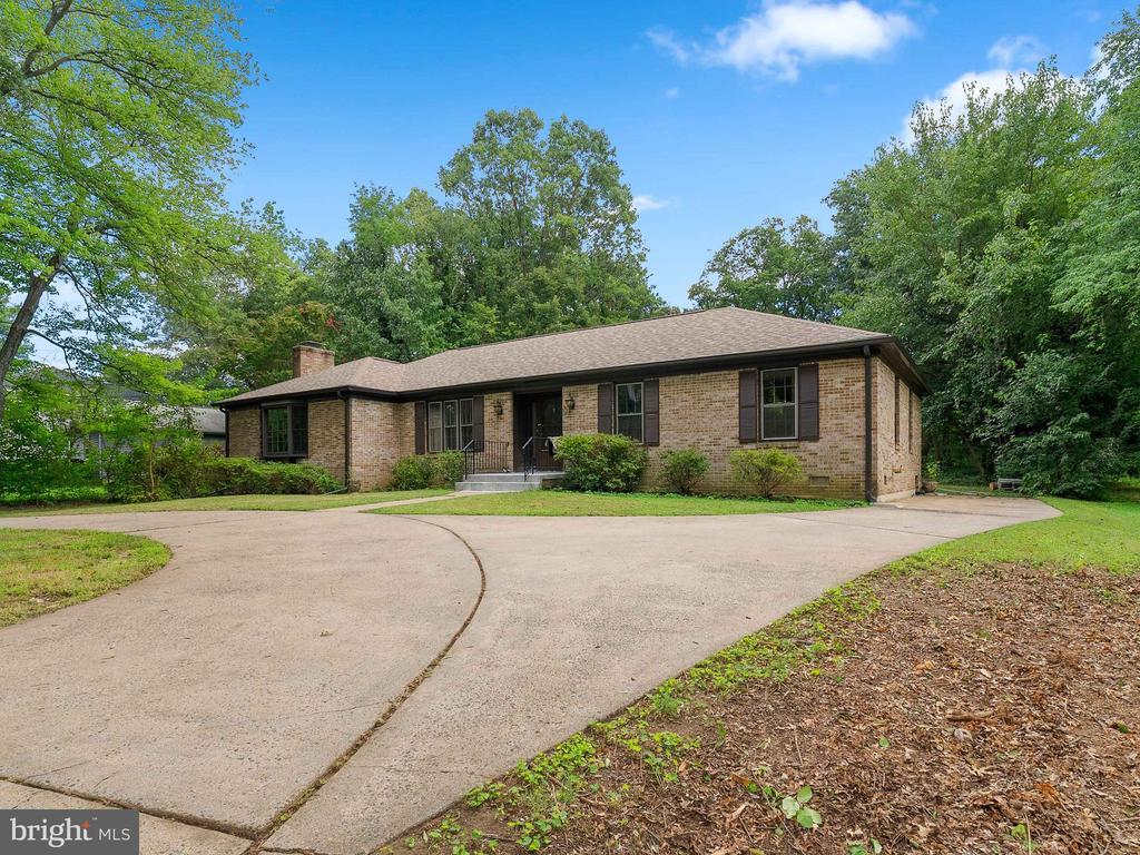 Foto principal - 7113 Judith Ave