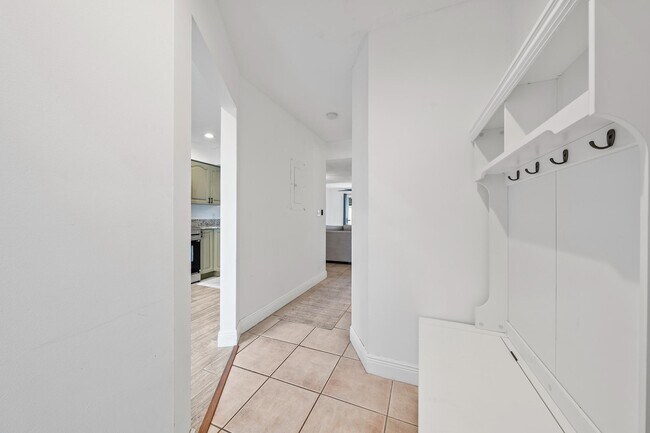 Foto del edificio - 6158 Riverwalk Ln