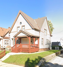 Building Photo - 710 S 29th St