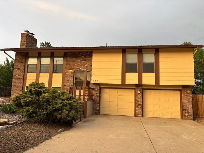 Foto del edificio - Westside 3 Bedroom Home in D20