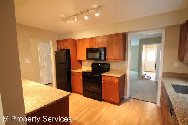 Building Photo - 3 br, 2.5 bath House - 410 St. David Avenue