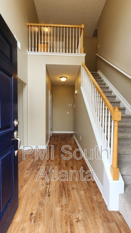 Building Photo - 9696 Silverstone Ct