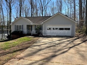 Building Photo - 40 Briarwood Ct