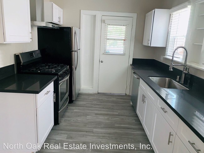 Foto del edificio - 3501-3502 City Terrace Dr