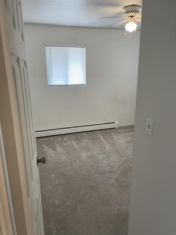 Foto del edificio - 105 NW College Ave