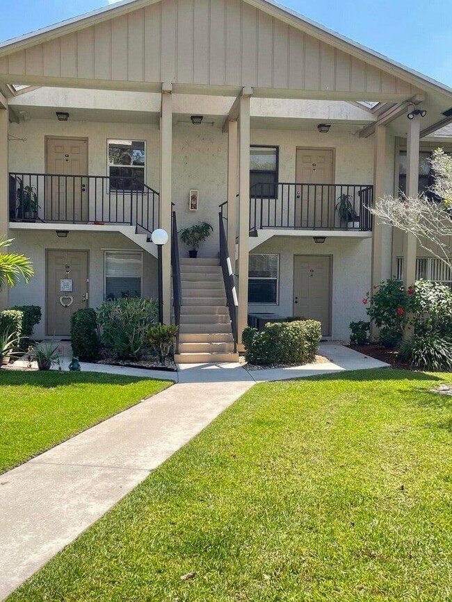 Foto del edificio - 3031 SE Aster Ln
