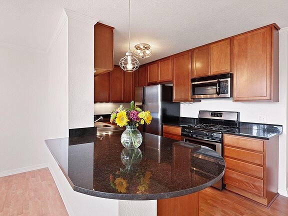 Foto del edificio - 3120 Hennepin Ave S