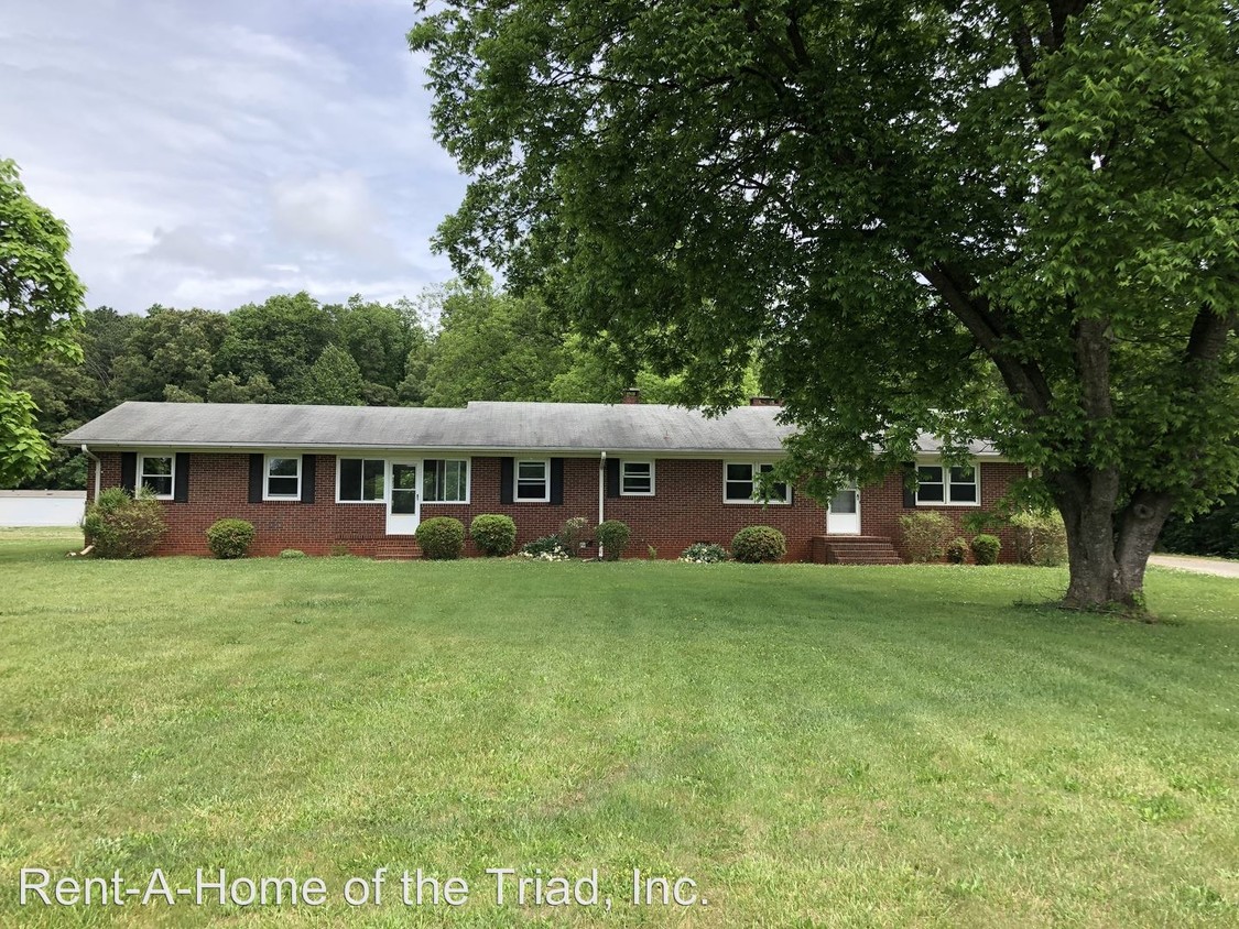 Foto principal - 3 br, 2 bath House - 1540 Rankin Mill Road