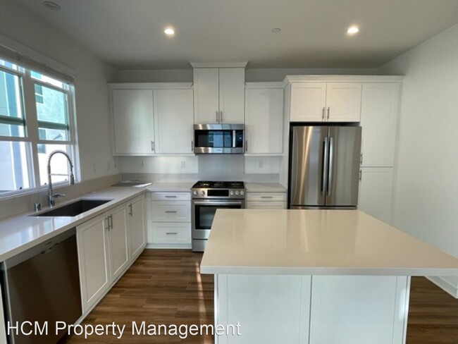 Building Photo - 2 br, 2.5 bath House - 2246 Synergy