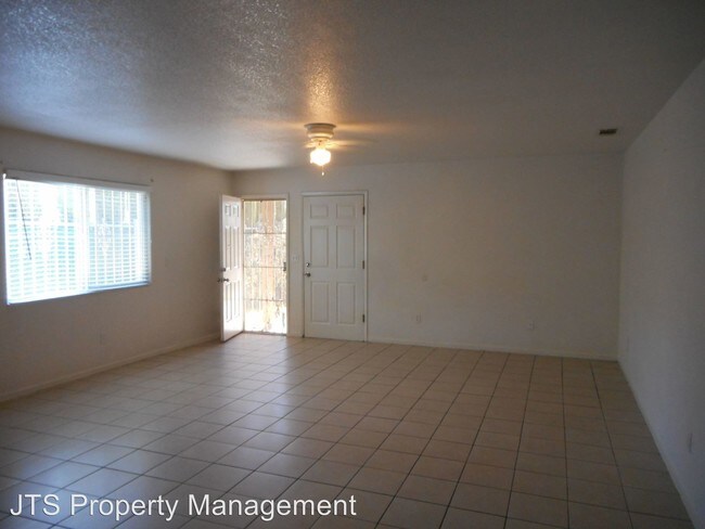 Foto del edificio - 2139 Michael Ave