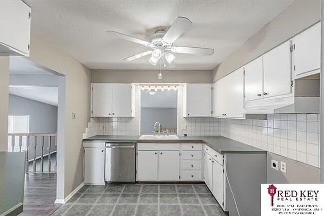 Building Photo - Spacious 3 Bed / 3 Bath Home in Westchester of Millard!