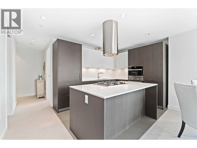 Building Photo - 6633 Pearson Wy