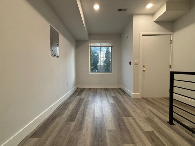 Foto del edificio - 1027 W Dauphin St