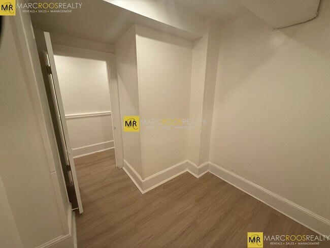 Foto del edificio - 1755 Beacon St